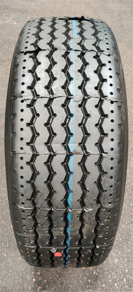 385/65R22.5 KA PINNOITETTU P18 SIS. 1 BRIDGESTONE RUNKO DRIVE