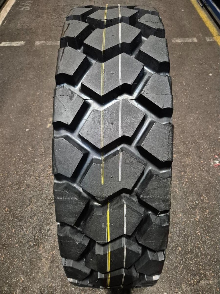 13.00R22.5 KA PINNOITETTU GPZH INDUSTRIAL SIS. 1 MICHELIN RUNKO
