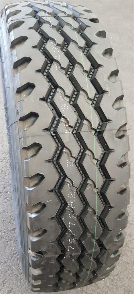 22.5x11.00R16 148/145L SAILUN S815 ALL POSITION 16PR ON/OFF ROAD